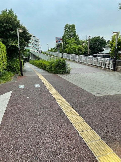 陸橋の手前