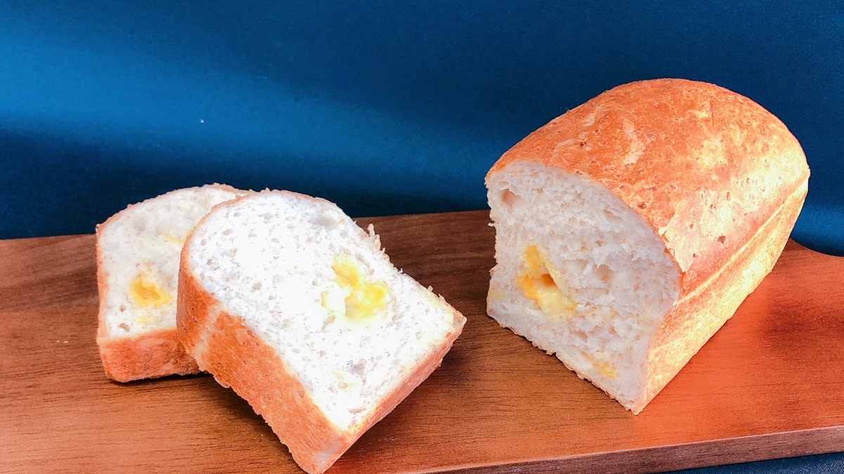 グラハム食パンとカット面